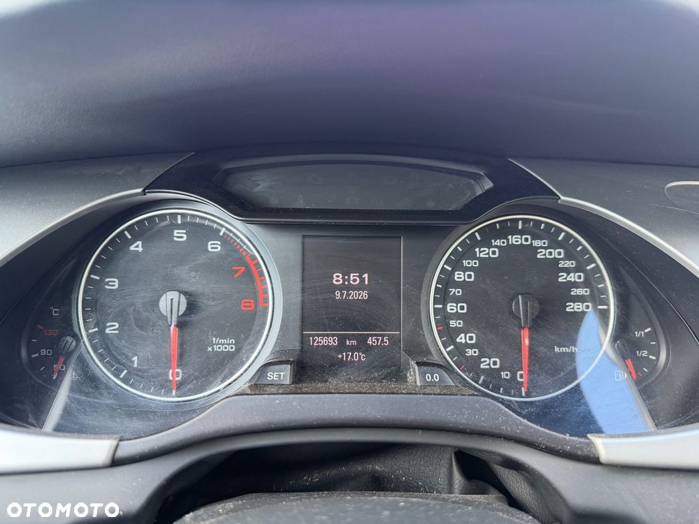 Audi A4 Limousine - 12