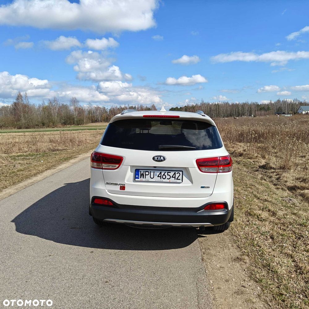 Kia Sorento - 4