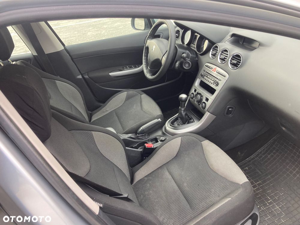 Nissan Micra - 8