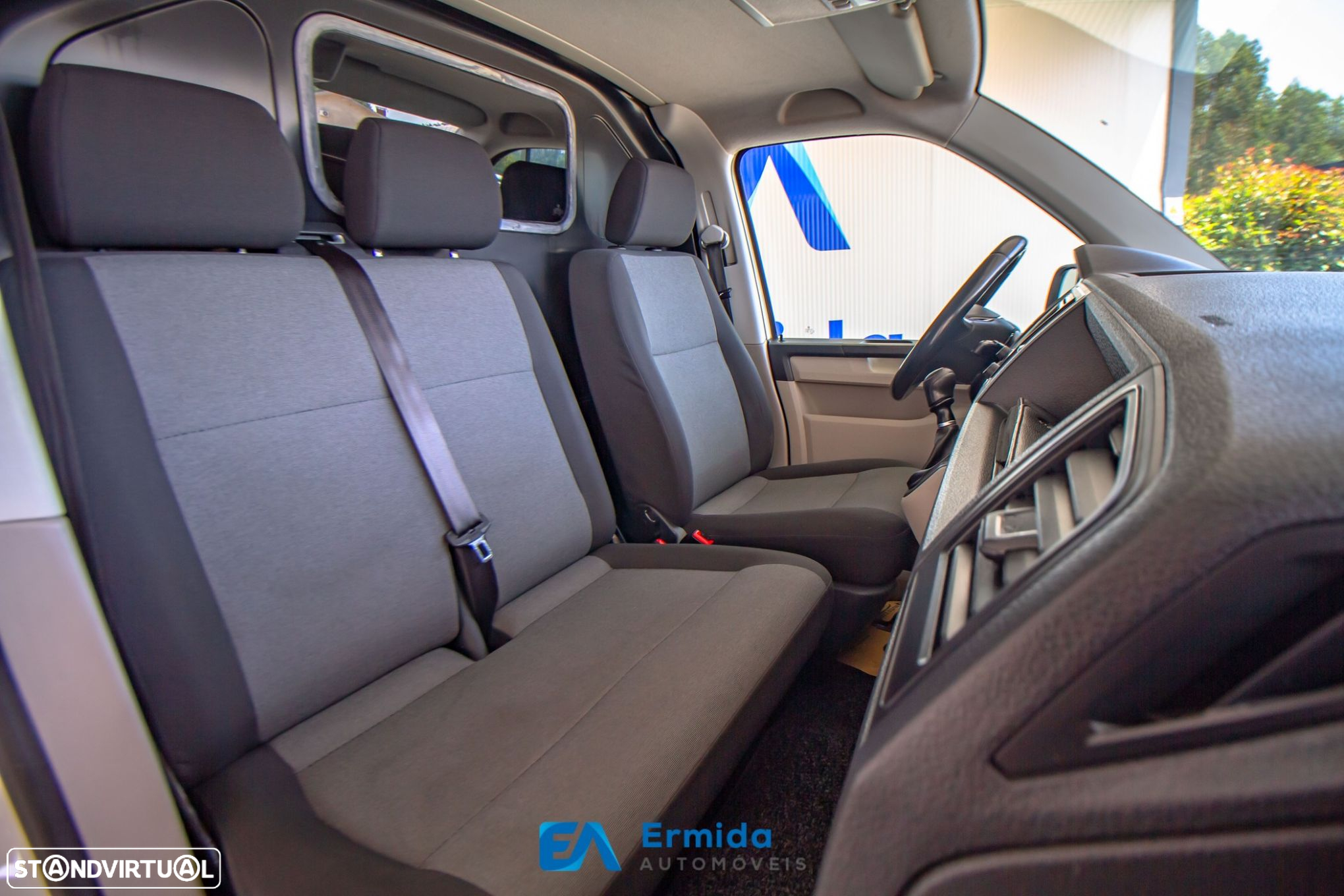 VW Transporter 2.0 TDi 102 Extra AC BlueMotion - 23
