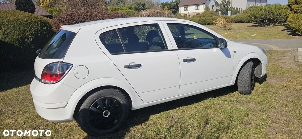 Opel Astra 1.4 - 3