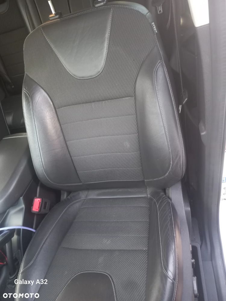 Ford Kuga 2.0 TDCi 4WD Titanium - 12