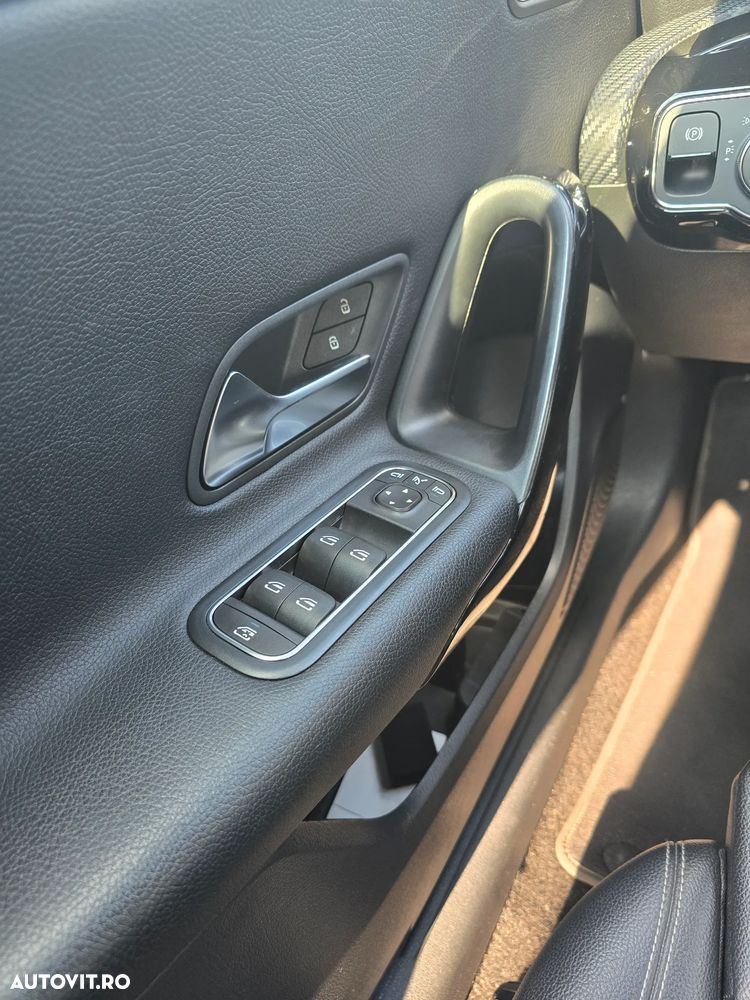Mercedes-Benz A 200 7G-DCT Progressive - 38