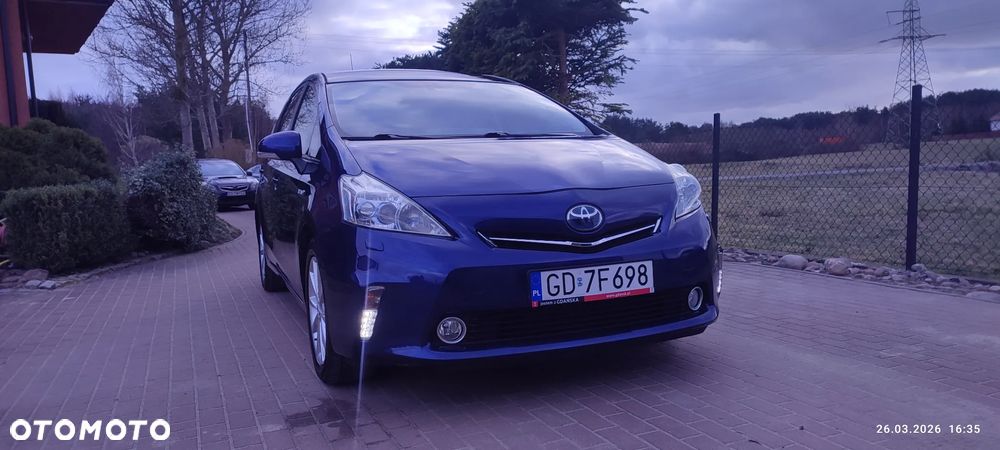 Toyota Prius+ (Hybrid) - 4