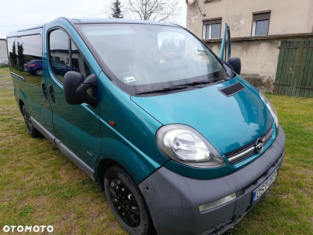 Opel Vivaro - 1