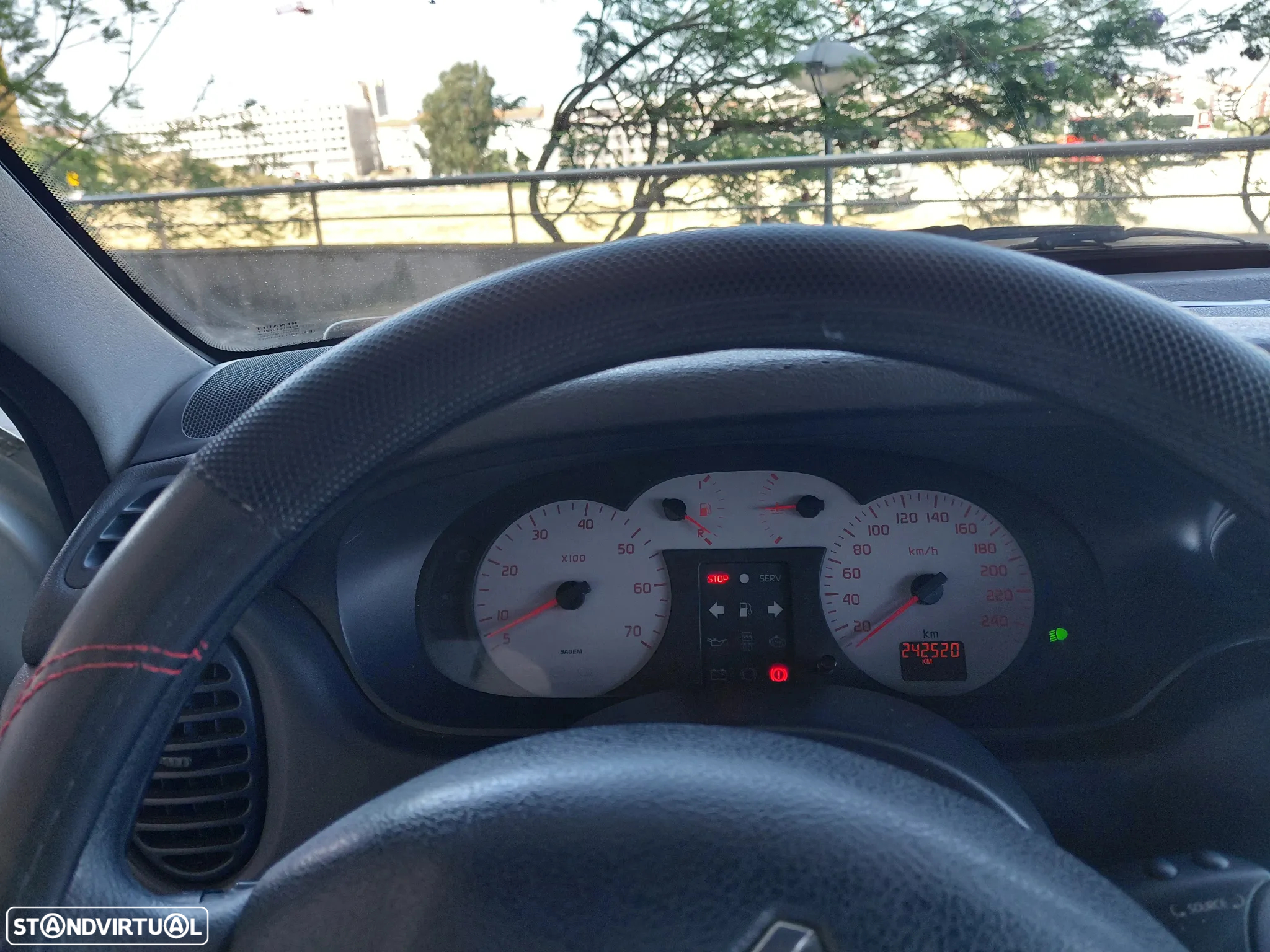 Renault Mégane Coupe 1.4 16V Sport - 8