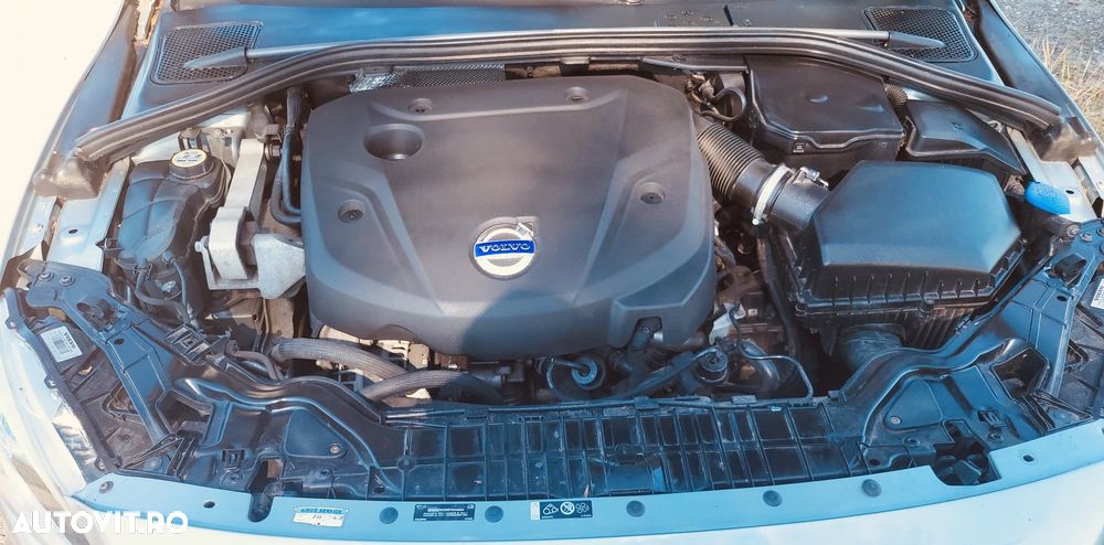 Volvo V60 D4 VEA Start-Stop R-Design - 14
