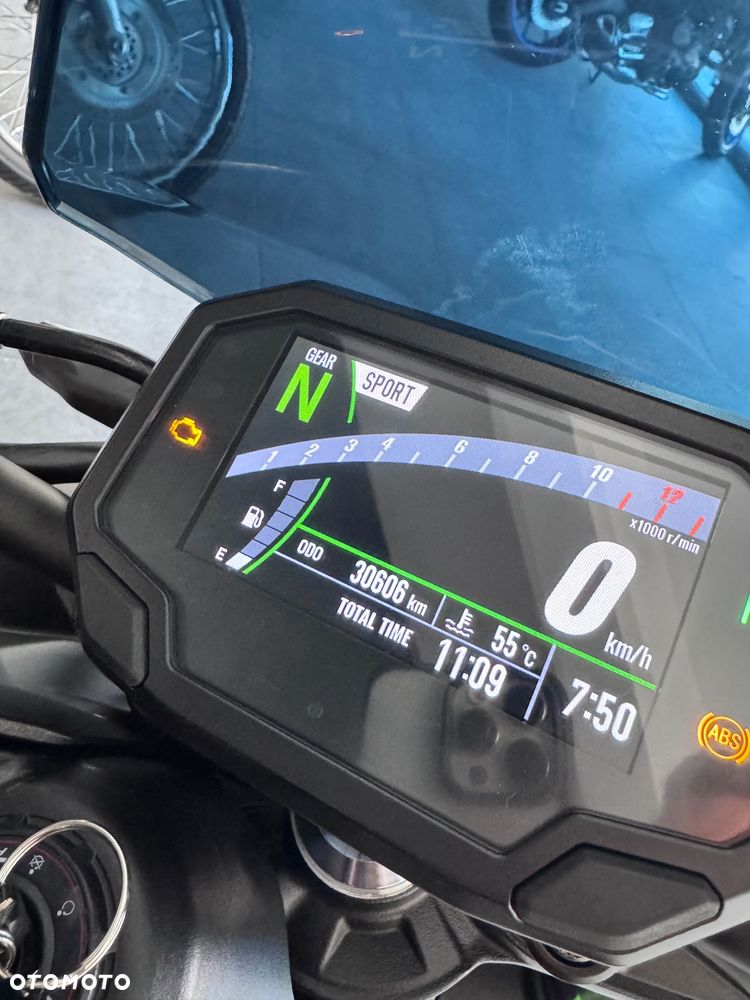 Kawasaki Z 900 - 8