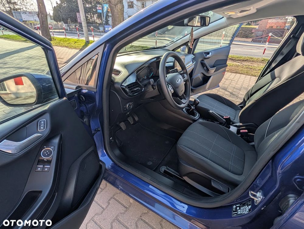 Ford Fiesta 1.5 TDCi ACTIVE - 17