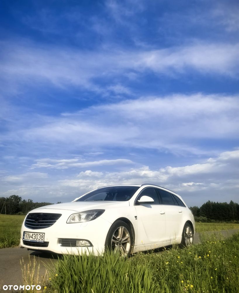 Opel Insignia - 1