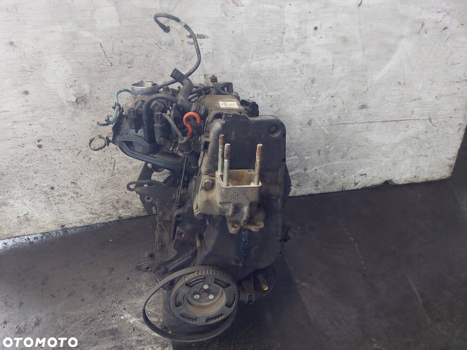 SILNIK BENZYNOWY FIAT PUNTO II 188A4000 - 4