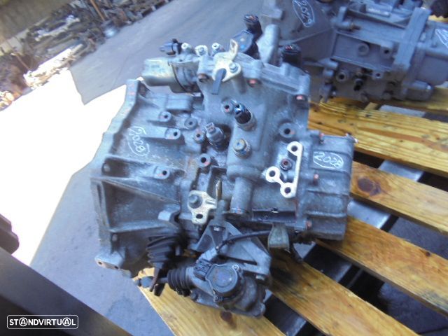 Caixa Velocidades F8 P5Z8ST32 TOYOTA AURIS 1 FASE 1 2007 1.6I 125CV 5P PRETO GASOLINA 5V - 3