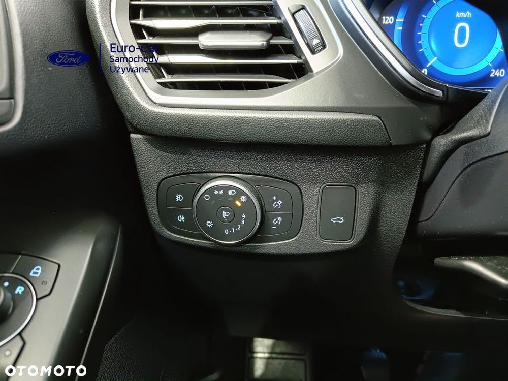 Ford Focus 1.0 EcoBoost Titanium X - 18