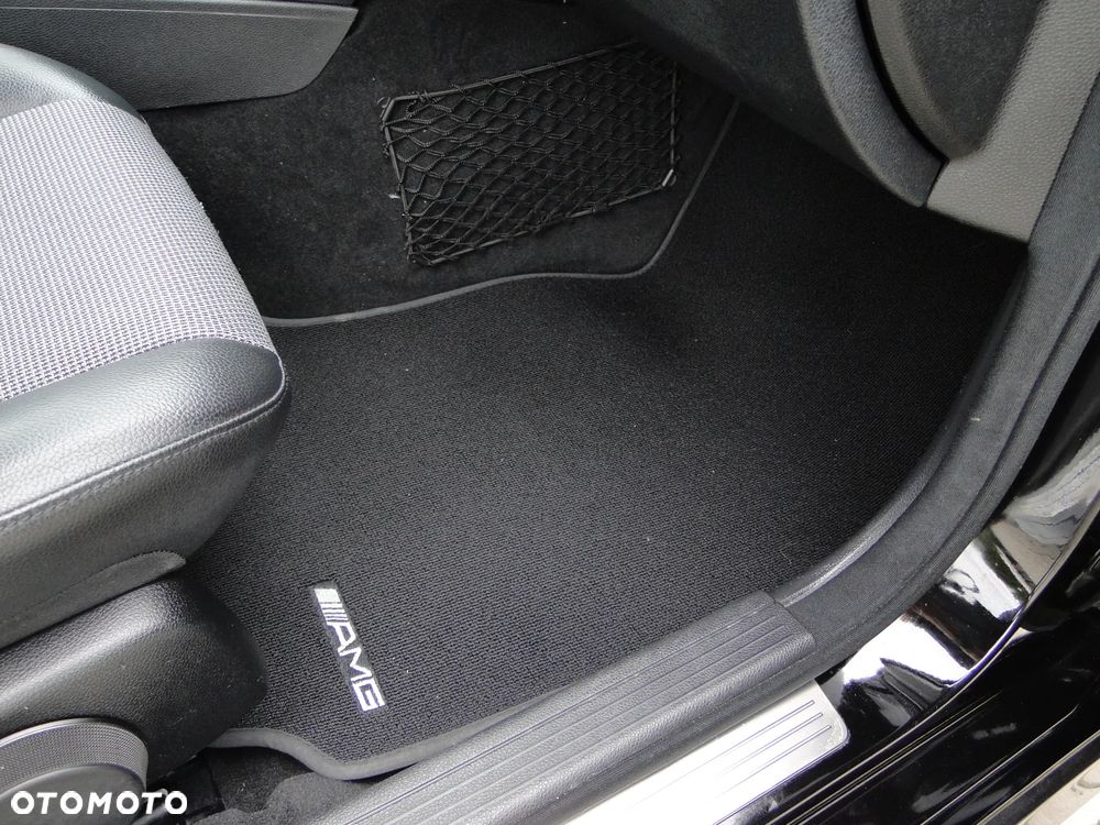 Mercedes-Benz Klasa C 200 7G-TRONIC Avantgarde Edition - 33