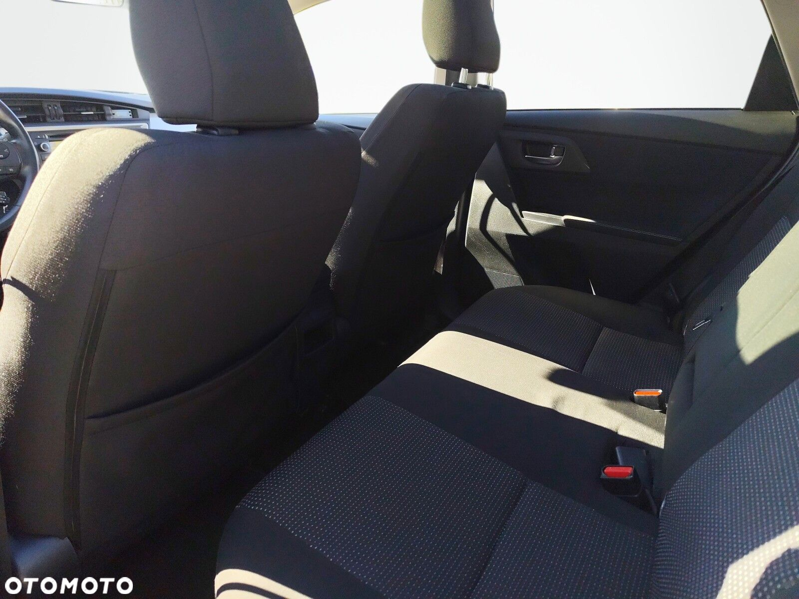 Toyota Auris - 12