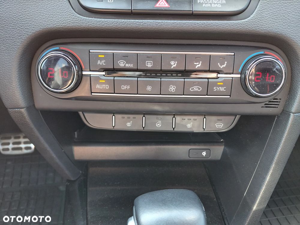 Kia ProCeed - 20