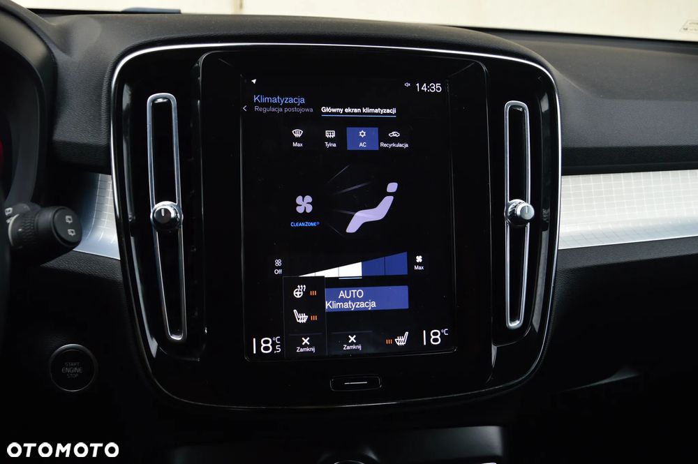 Volvo XC 40 T4 AWD Momentum Pro - 26