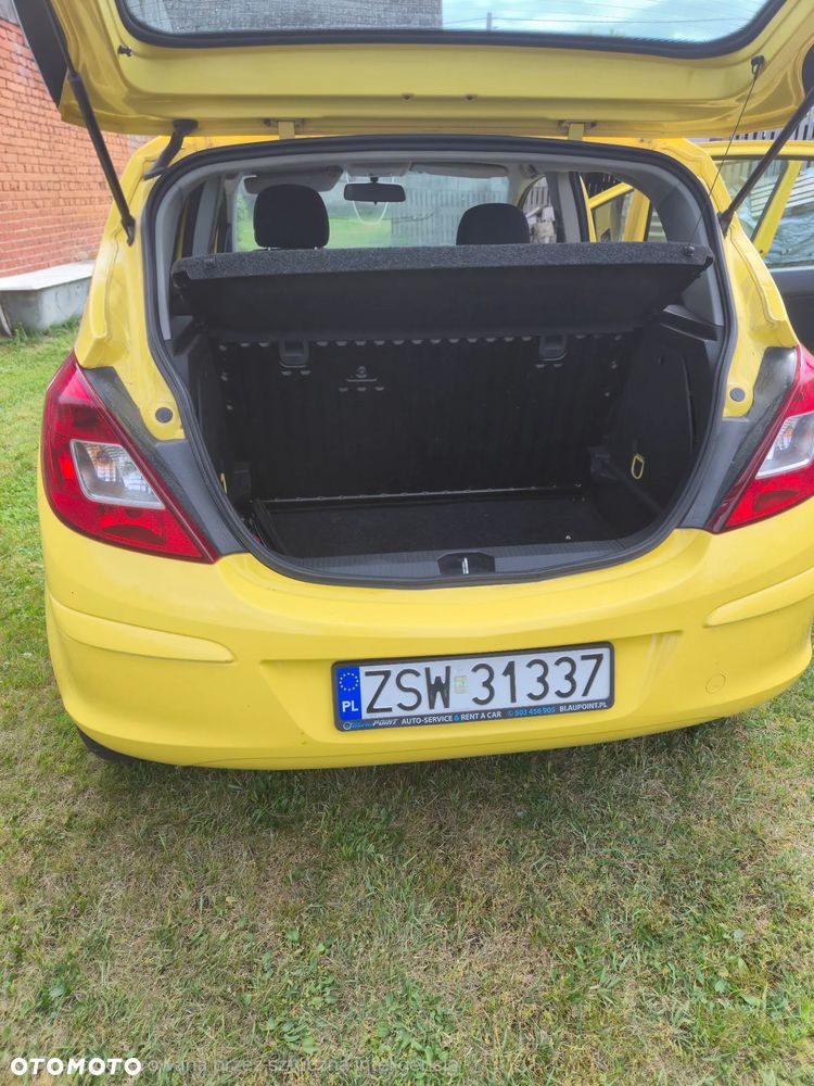 Opel Corsa - 8