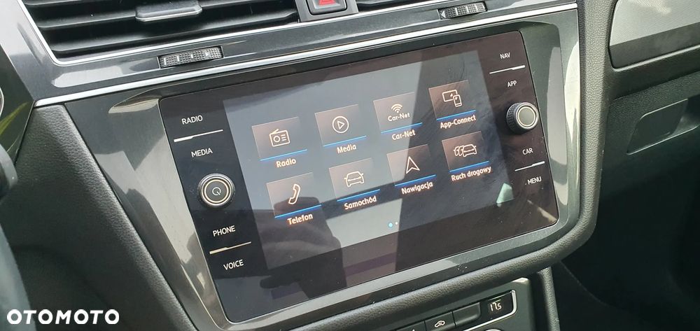 Volkswagen Tiguan 2.0 TDI SCR R-Line - 38