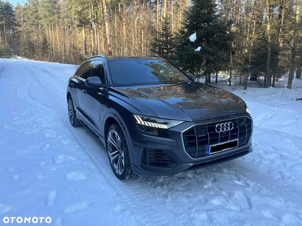 Audi Q8 - 2
