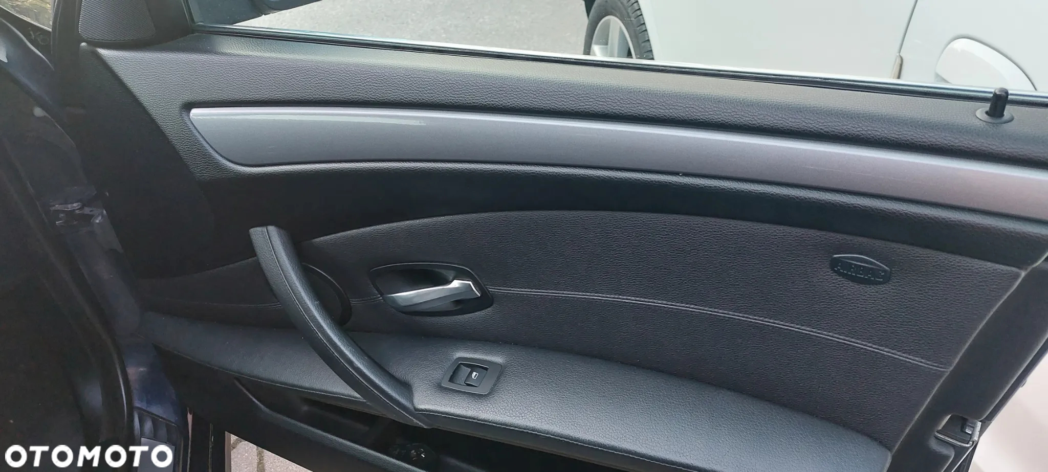 BMW Seria 5 520d Touring - 8