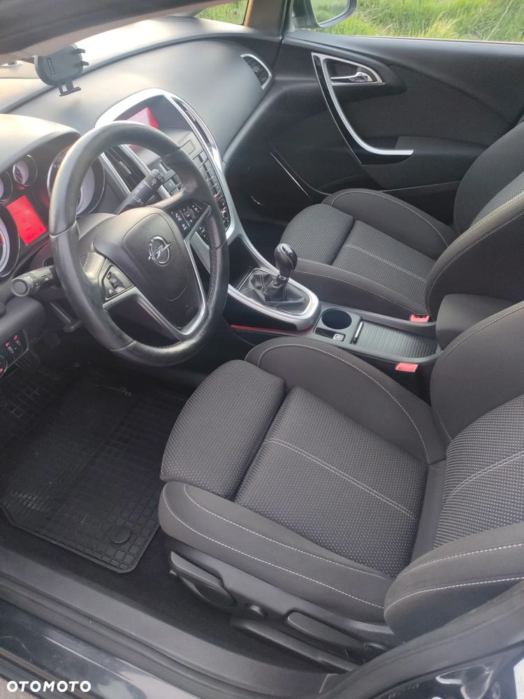 Opel Astra 2.0 CDTI DPF - 6