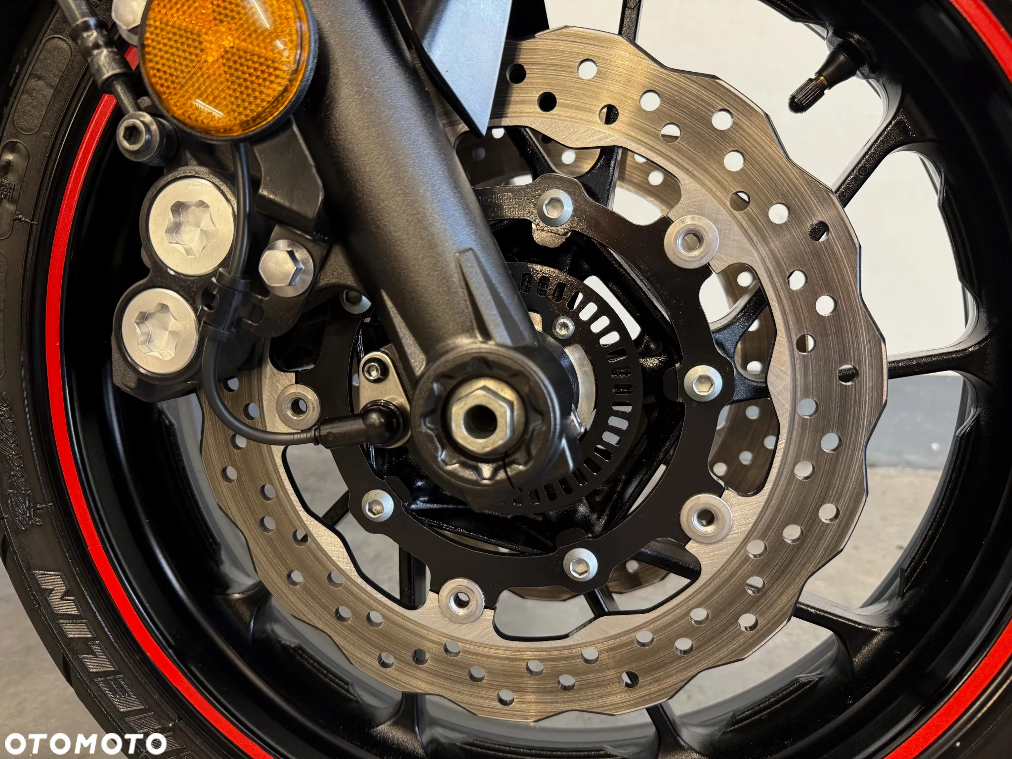 Yamaha MT - 17