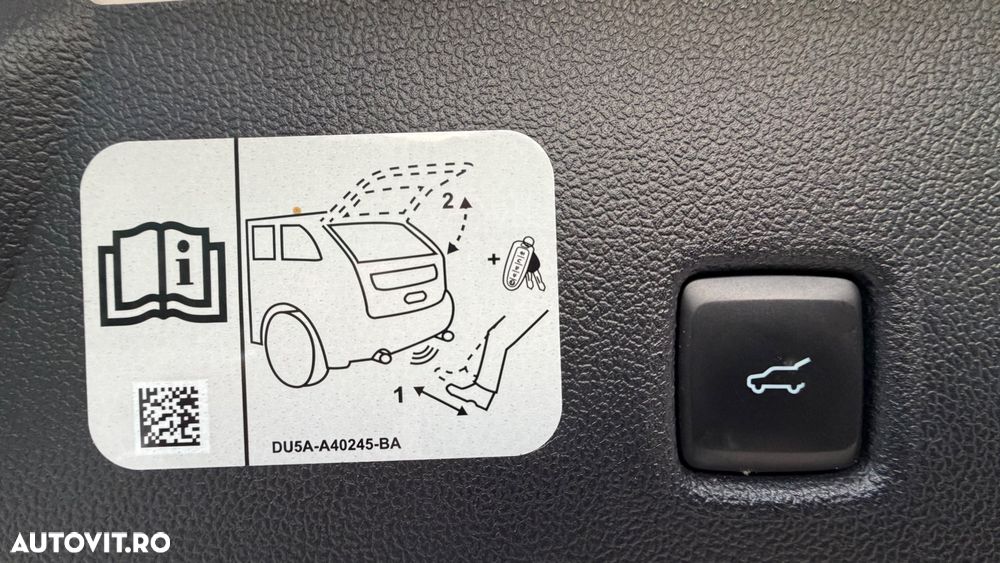 Ford Kuga - 19