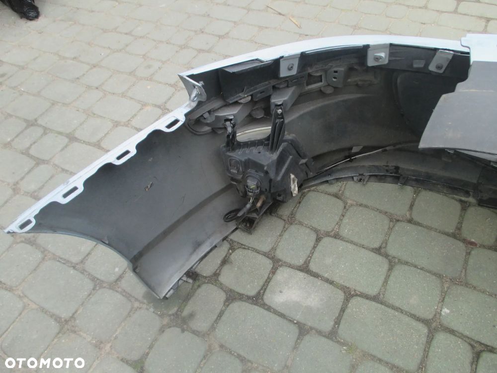 zderzak Peugeot 407 LYLC - 7