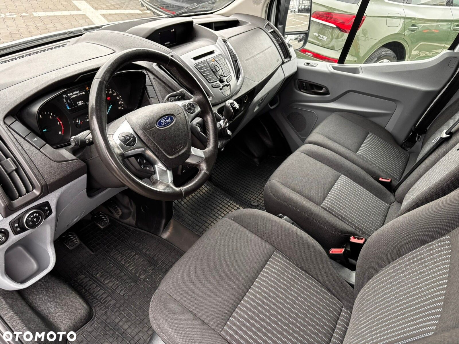 Ford transit 2,0 130KM - 10