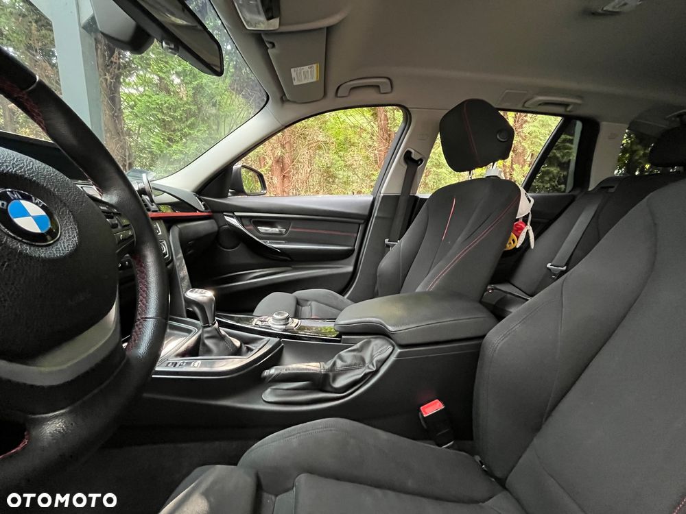 BMW Seria 3 320d - 18
