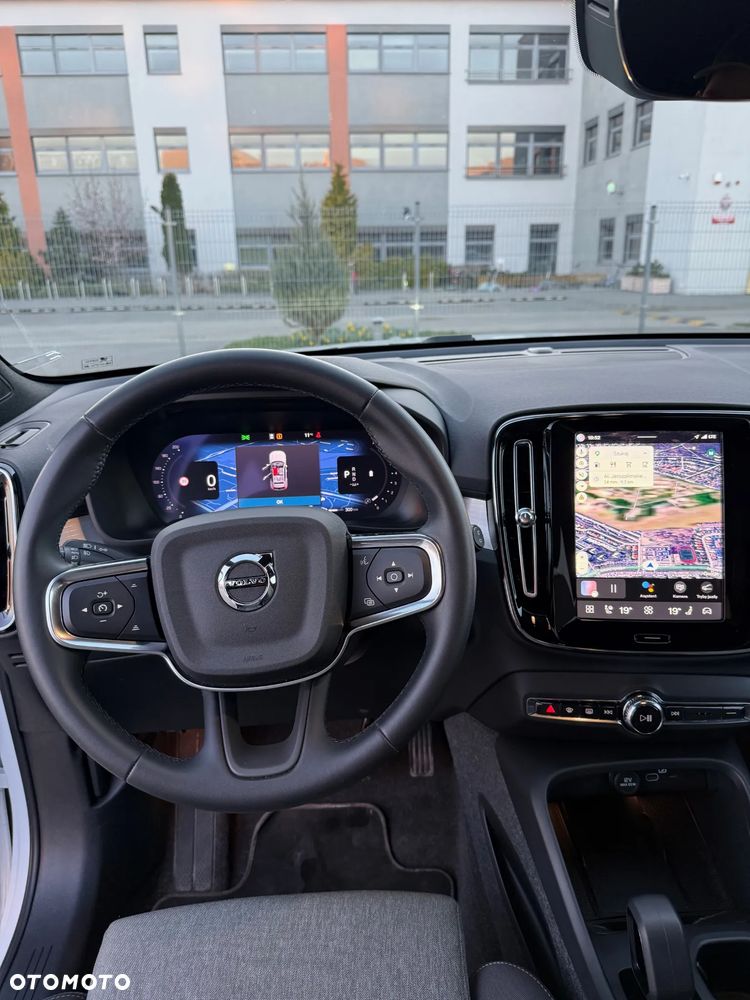 Volvo XC 40 B3 Core - 11