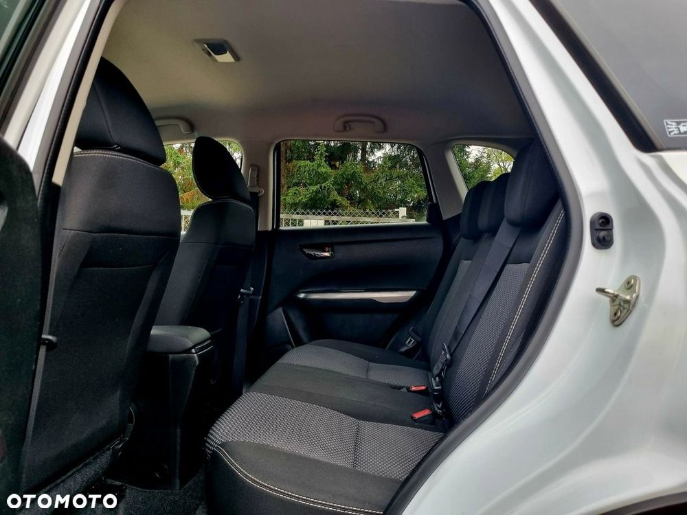 Suzuki Vitara 1.4 Boosterjet Automatik S - 8