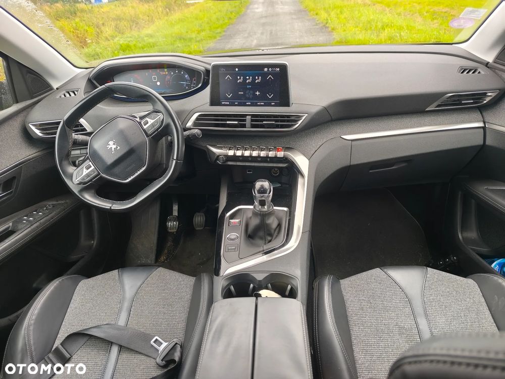 Peugeot 3008 - 10