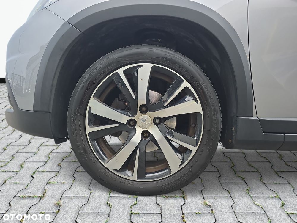 Peugeot 2008 1.2 Pure Tech Allure S&S EAT6 - 10