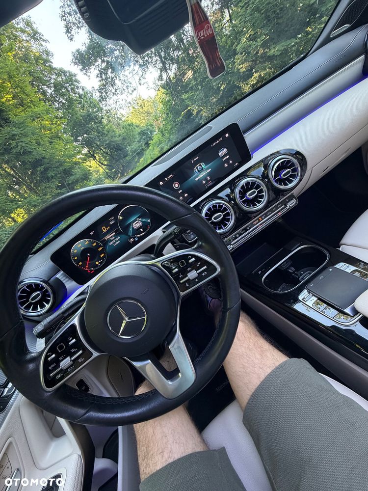 Mercedes-Benz CLA - 24