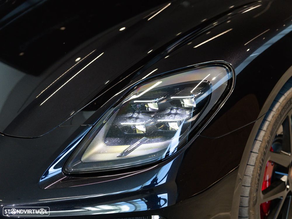 Porsche Panamera 4S E-Hybrid - 12