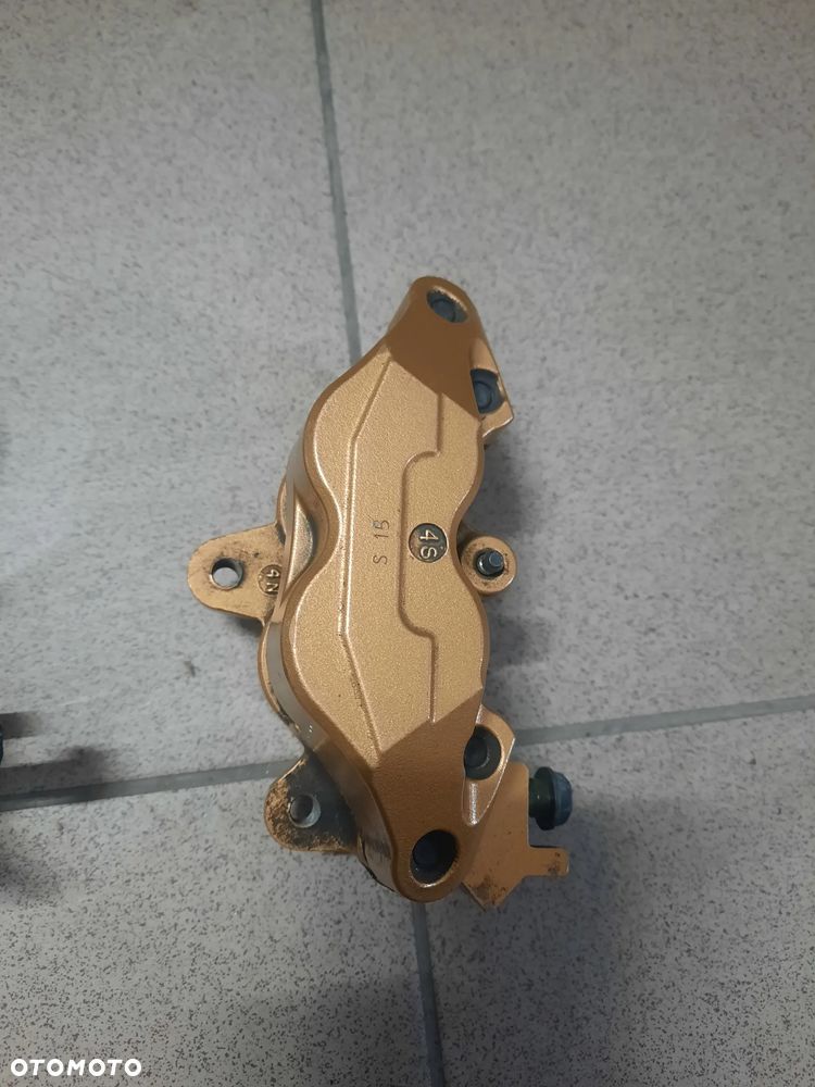 Kawasaki z1000 2003-2006 , zacisk prawy, lewy - 1