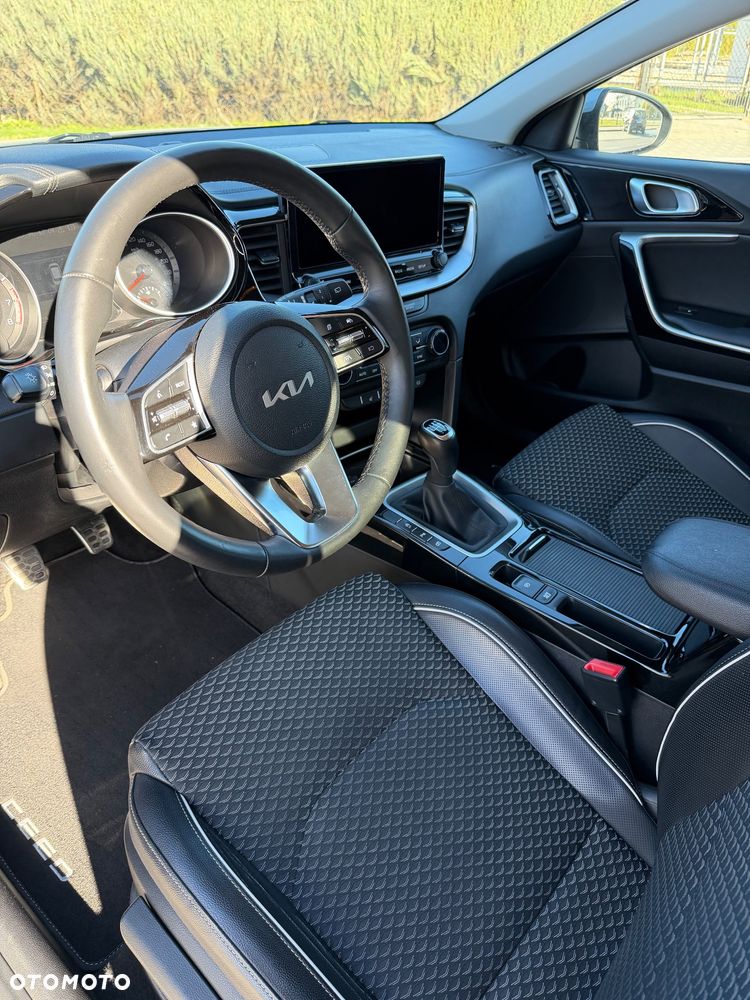 Kia Ceed 1.5 T-GDI Business Line - 7