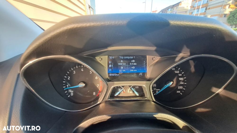 Ford Focus 1.0 EcoBoost Titanium - 2