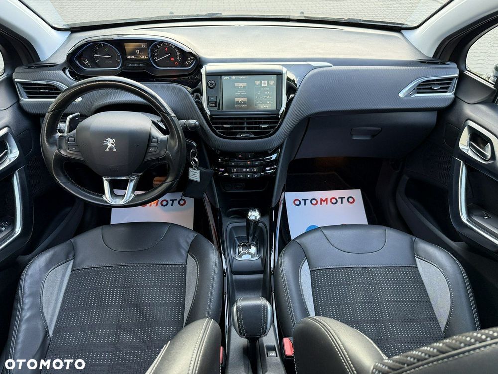 Peugeot 2008 - 5