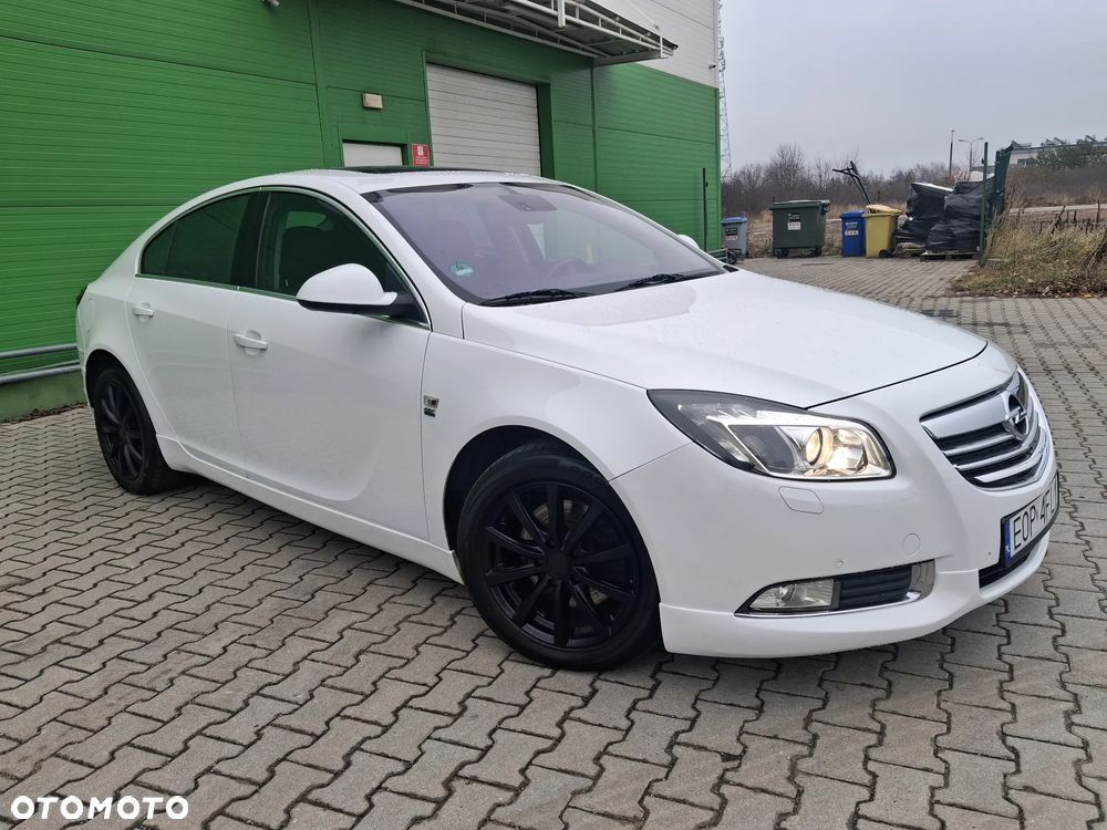 Opel Insignia 2.0 Turbo 4x4 Cosmo - 17