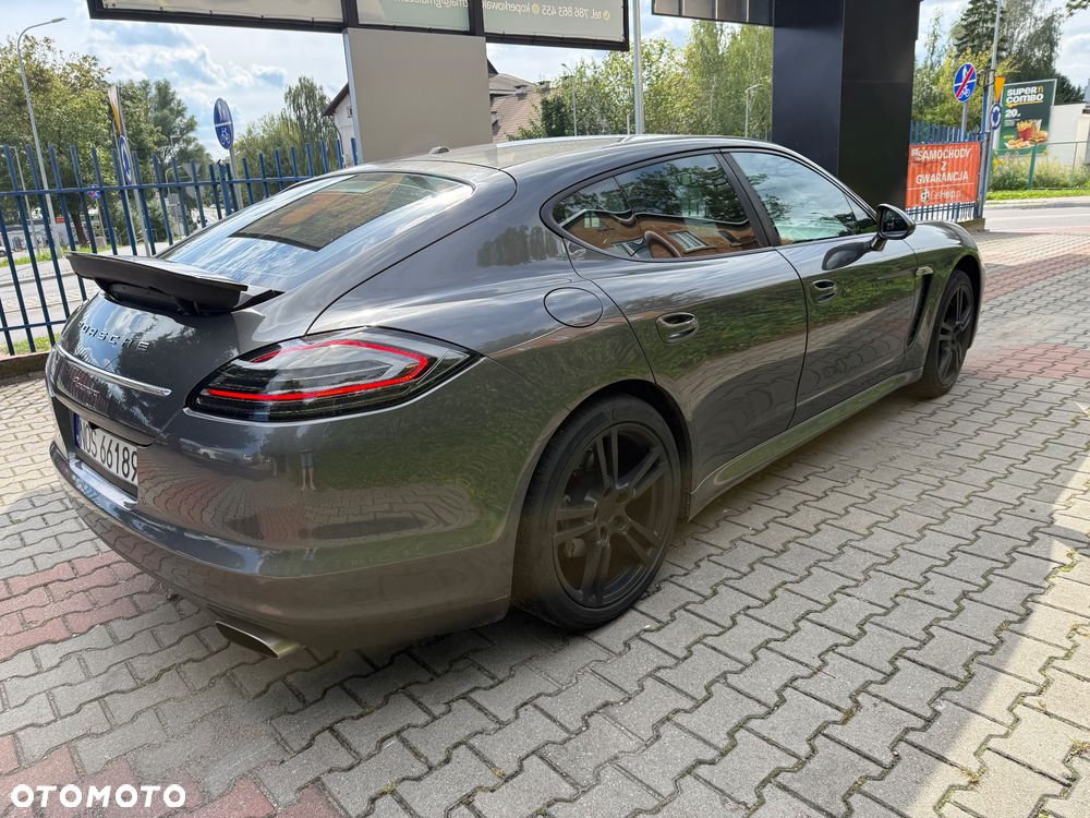 Porsche Panamera - 9