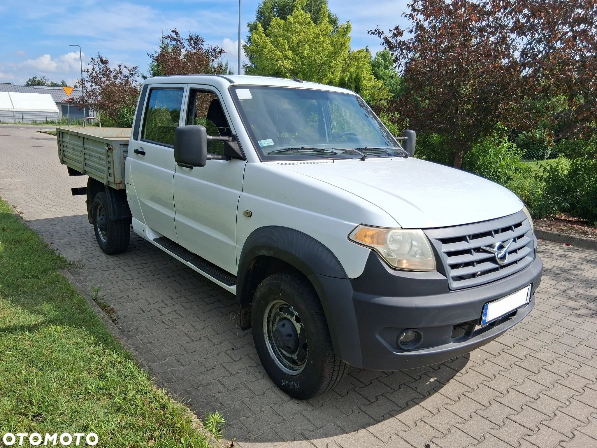 Uaz Inny - 1