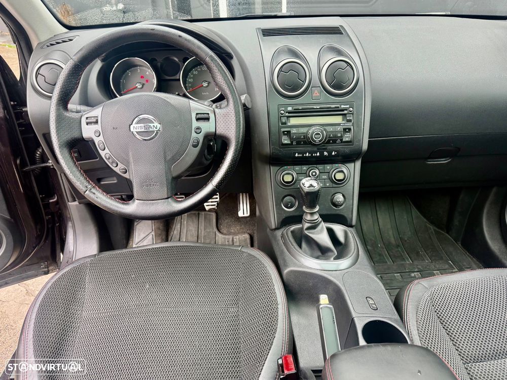 Nissan Qashqai 2.0 dCi Tekna Sport 18 - 26