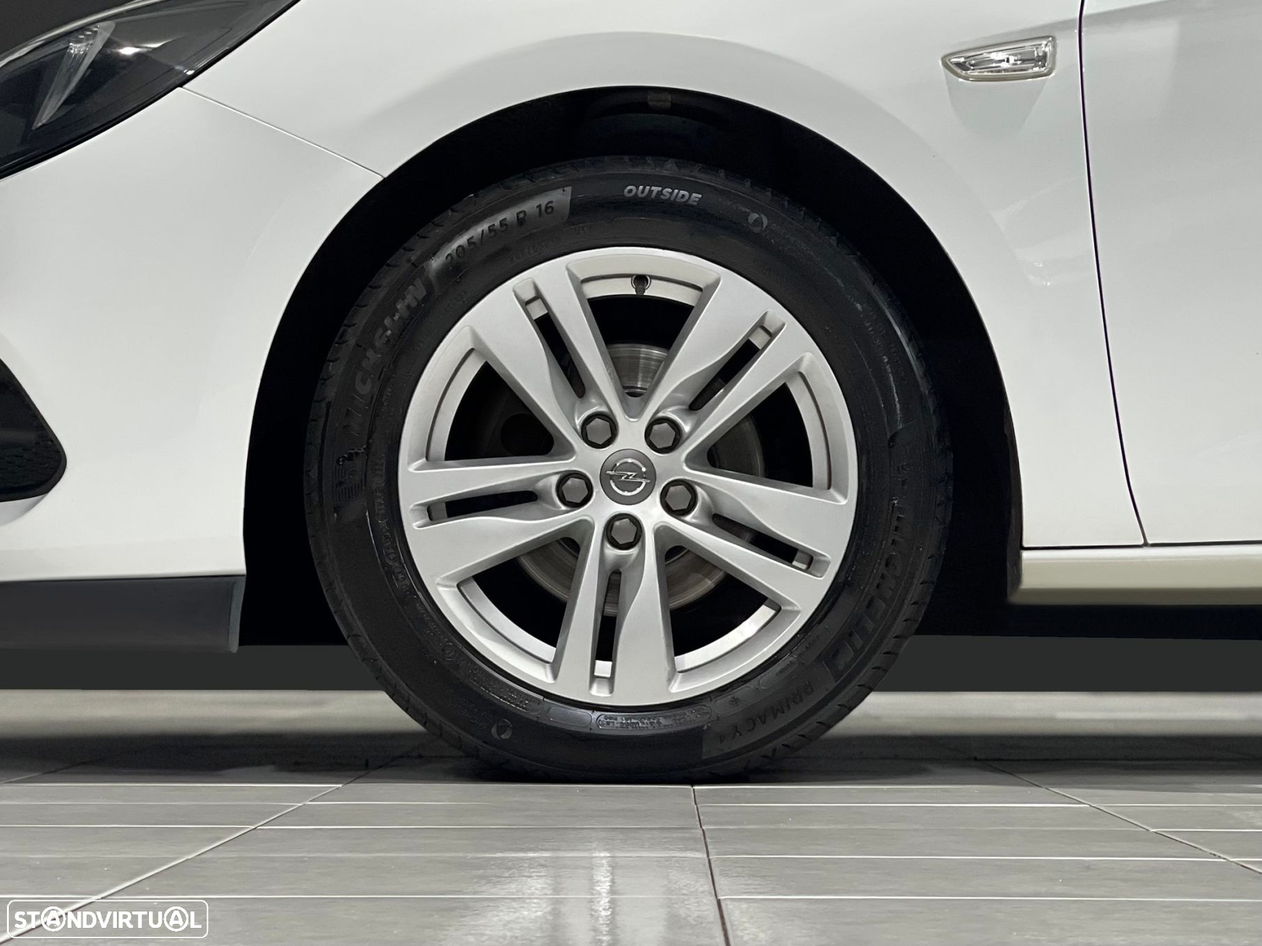 Opel Astra 1.5 D GS Line S/S - 12