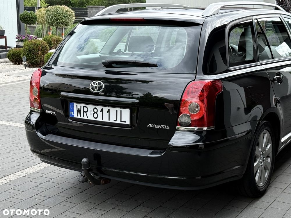 Toyota Avensis 1.8 VVT-i Combi - 37