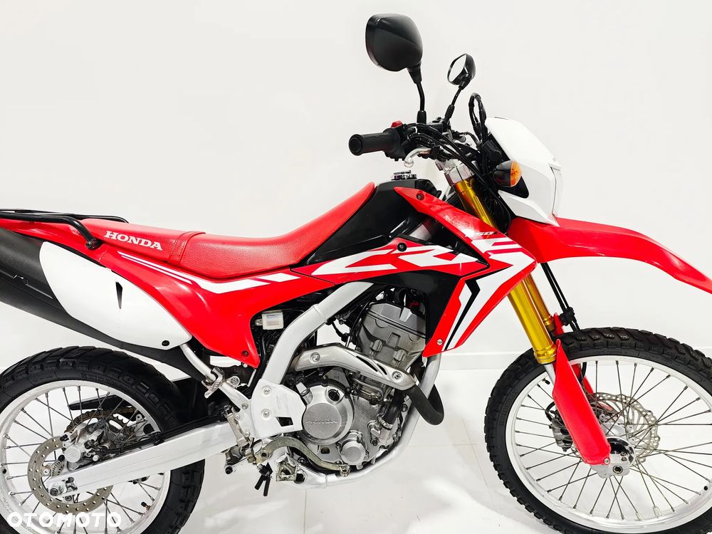 Honda CRF - 7