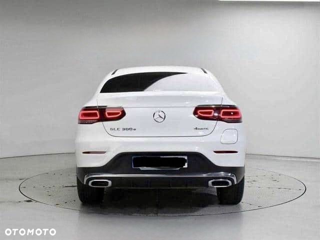 Mercedes-Benz GLC - 4