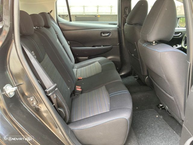 Nissan Leaf N-Connecta - 35
